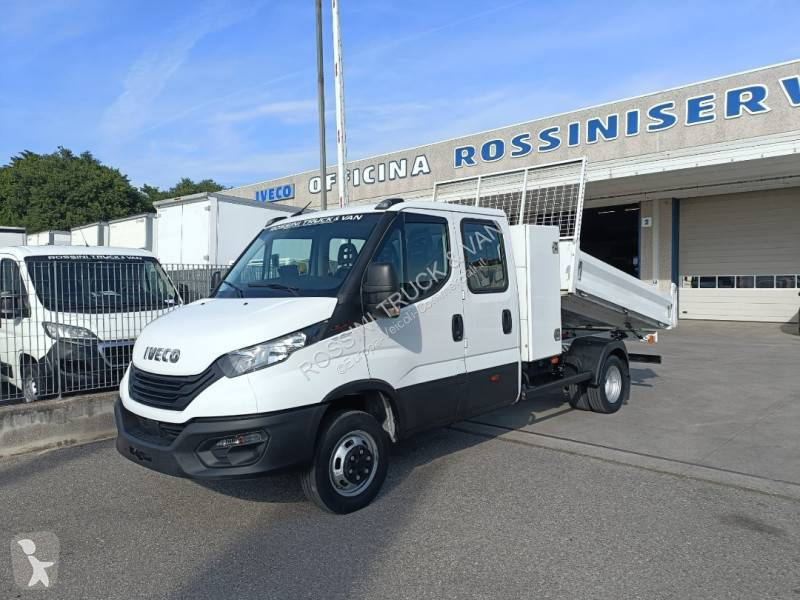 Veicolo commerciale Iveco 35C16 D