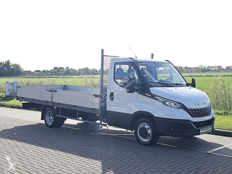 Veicolo commerciale Iveco 40C18 3.0 ltr ac aut...