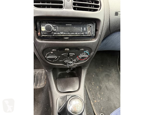 Коммерческий автомобиль Peugeot 206