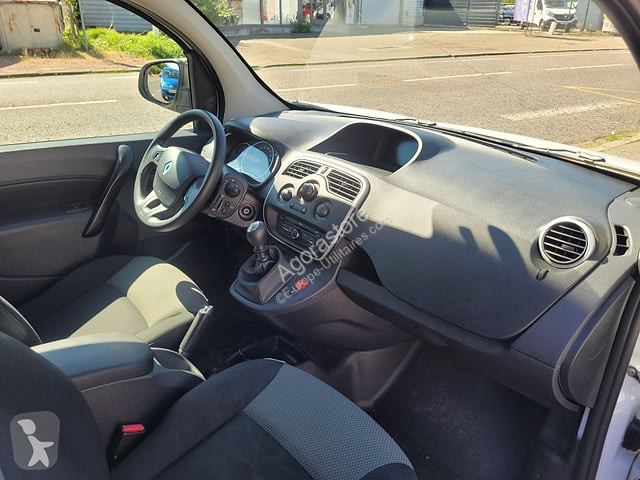 Коммерческий автомобиль Renault