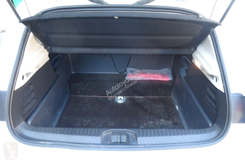 Коммерческий автомобиль Renault STE 1,0 TCE 90