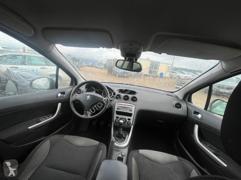 Коммерческий автомобиль Peugeot 1.6 VTi 120 /...