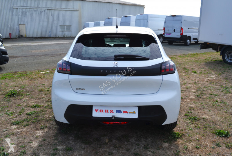 عربة نفعية Peugeot PEUGEOT 208 AFFAIRE 1.5...
