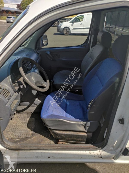 Samochód dostawczy Peugeot PARTNER