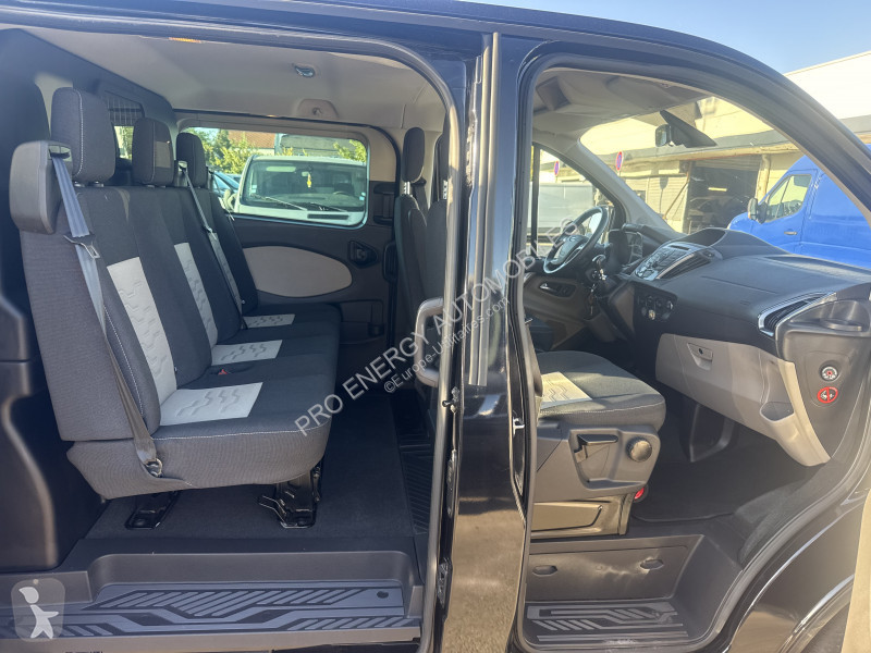 Коммерческий автомобиль Ford TRANSIT CUSTOM FG...