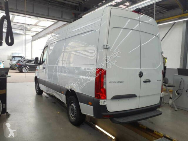 Samochód dostawczy Mercedes Sprinter 317...