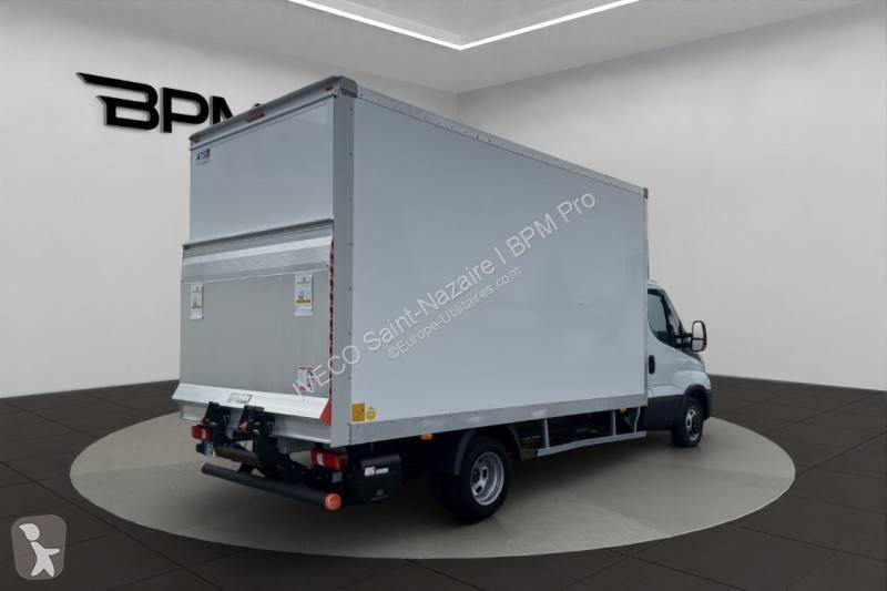 Nyttofordon Iveco 35C16H EMP 4100
