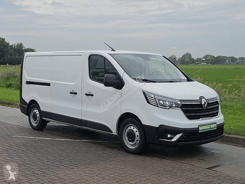 Autoutilitară Renault 2.0 DCI L2H1 Airco Trekhaak