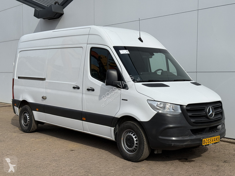 Nyttofordon Mercedes 312 55kWh L2H2 Elektrisch...