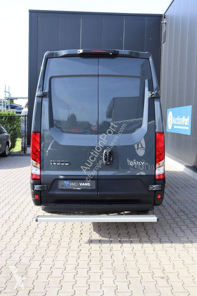 Nyttofordon Iveco 35S18