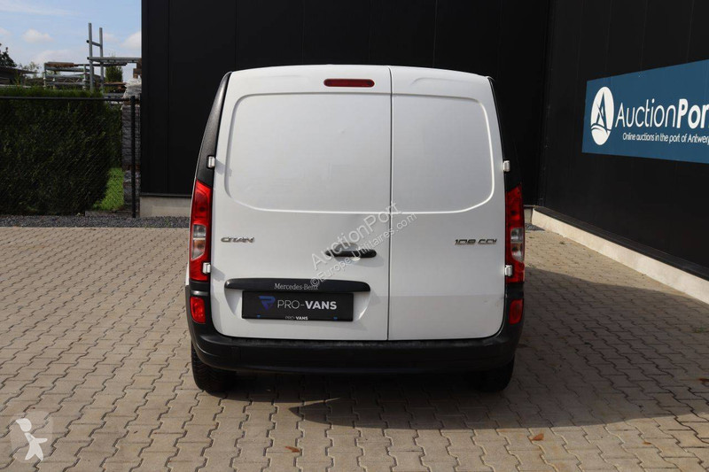 Nyttofordon Mercedes 109 CDI