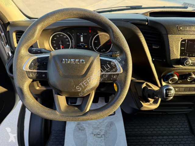 Nyttofordon Iveco DAILY 35S14 V