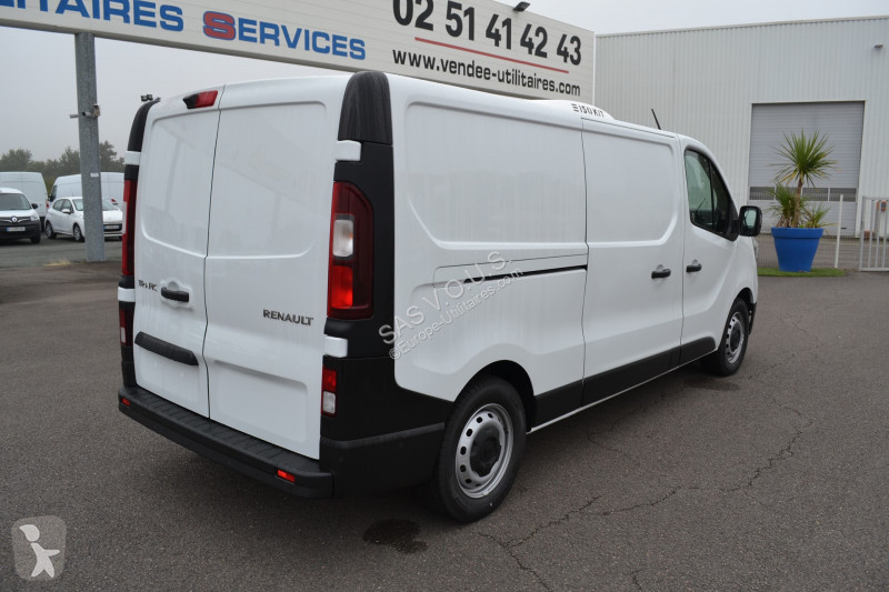 Véhicule utilitaire Renault  L2H1 2.0 dCi 130Ch...