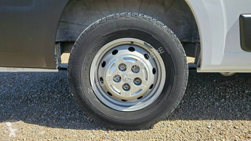 Furgoneta Peugeot 2,0L HDi 120