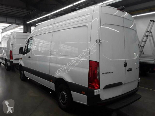 Samochód dostawczy Mercedes Sprinter 317...