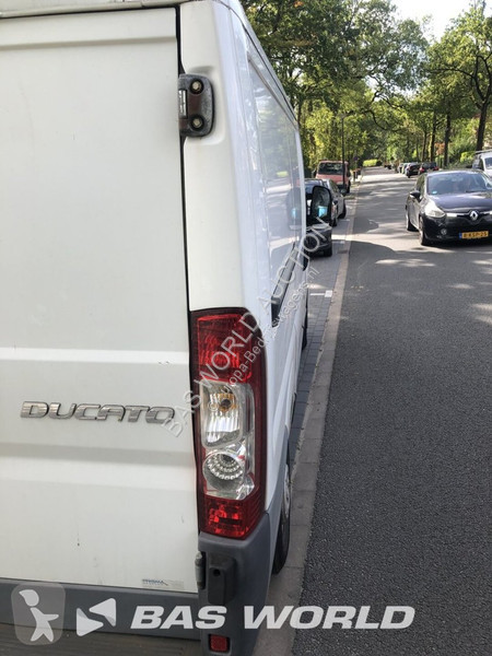 Furgoneta Fiat 120PK