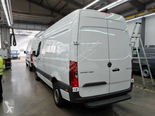 Furgoneta Mercedes Sprinter 317...
