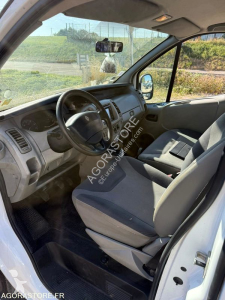 Furgoneta Renault TRAFIC