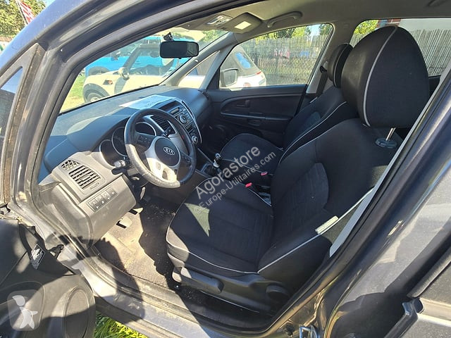 Furgoneta KIA VENGA