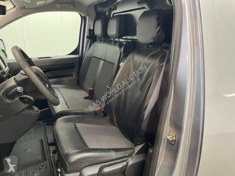 Autoutilitară Peugeot 2.0 BlueHDI 120 Standard...
