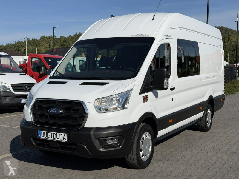 Samochód dostawczy Ford