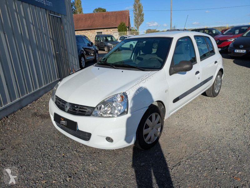 عربة نفعية Renault