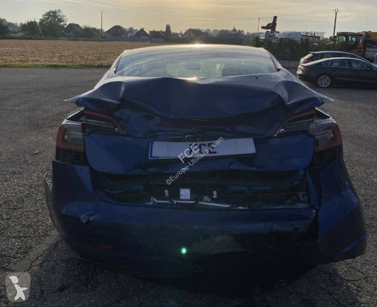 Véhicule utilitaire Tesla