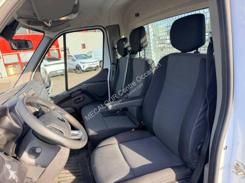 Véhicule utilitaire Renault 130