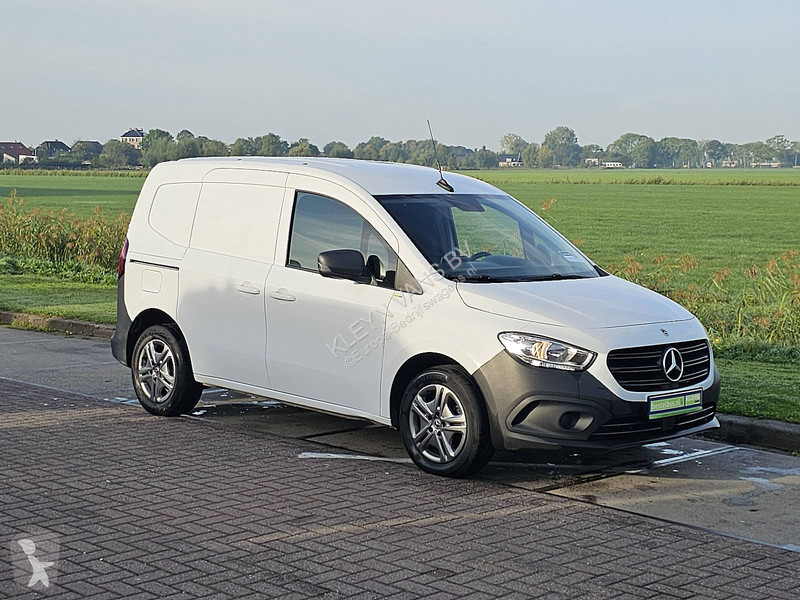 Veicolo commerciale Mercedes 110 CDI Long Airco...