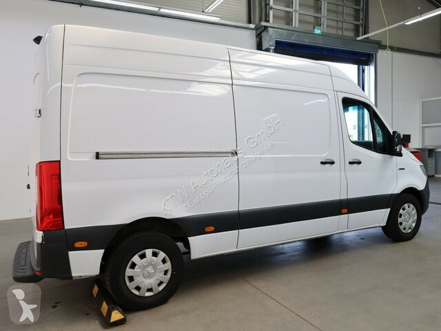 Коммерческий автомобиль Mercedes eSprinter 312...
