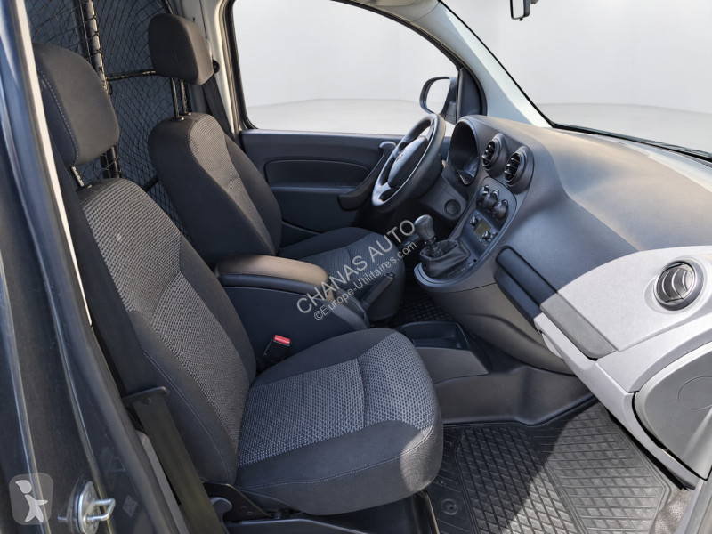 Samochód dostawczy Mercedes 109 CDI Long Pro