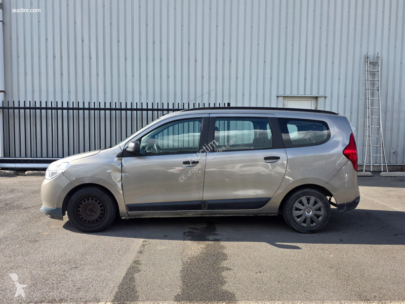 Furgoneta Dacia lodgy