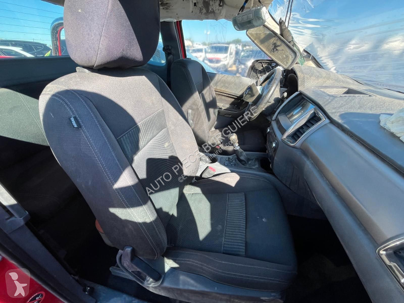 Лекотоварен автомобил Ford 2.2 TDCi 160 XLT...