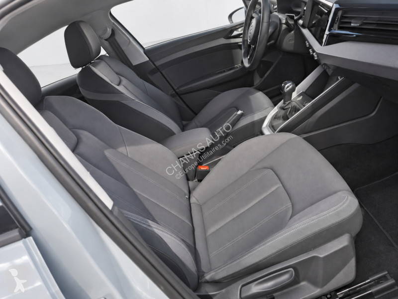 Autoutilitară Audi 25 TFSI 95 Design Luxe S...