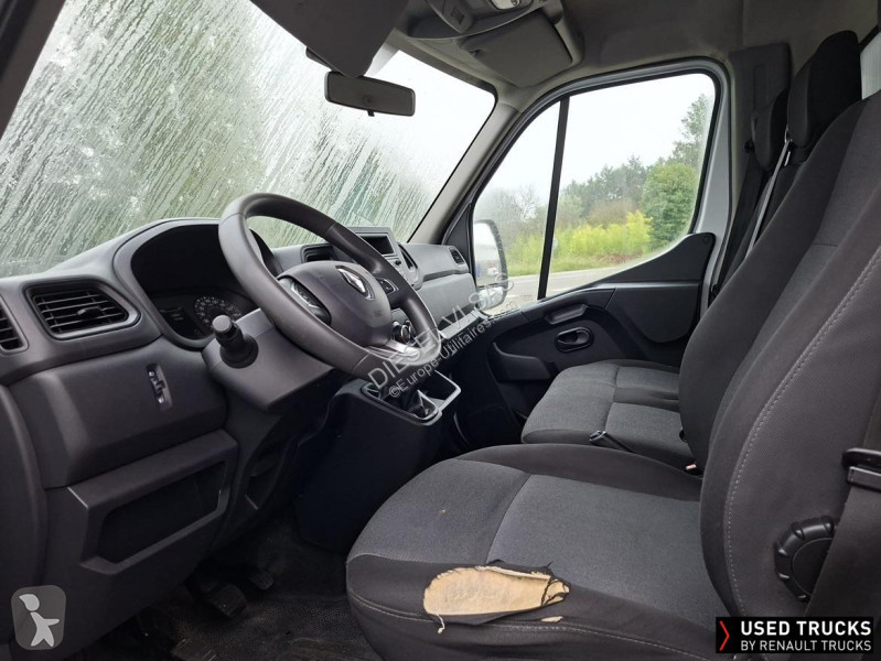 Autoutilitară Renault