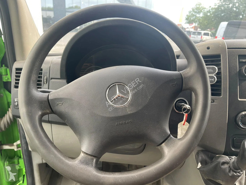 عربة نفعية Mercedes 515 *AHK 2,0t*Wegrijhulp...