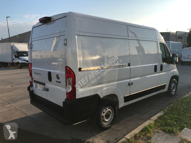Véhicule utilitaire Fiat Ducato 33 MH2 2.2 mjt3...