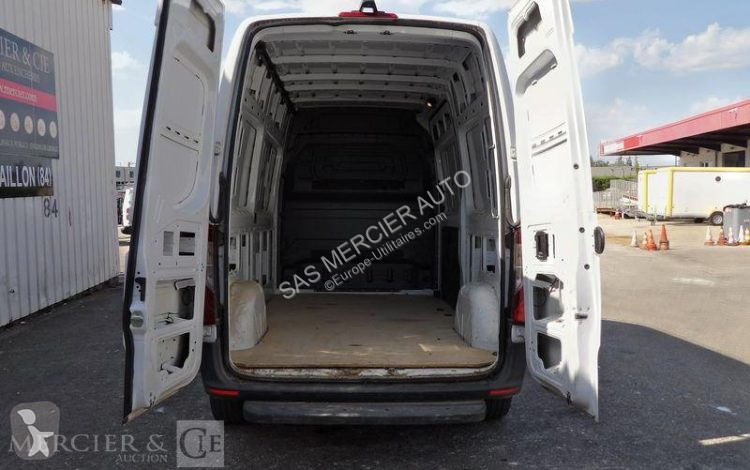 Furgoneta Mercedes
