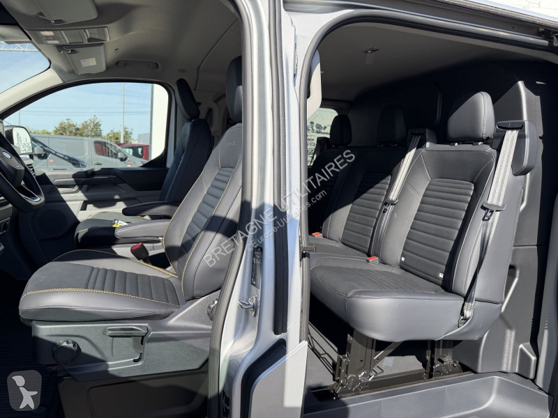 Véhicule utilitaire Ford TRANSIT CUSTOM FG 320...
