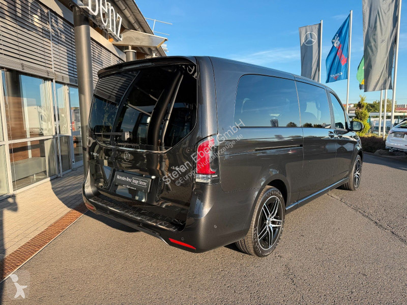 Véhicule utilitaire Mercedes V 300 d 4MATIC...