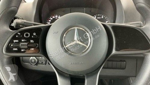 Véhicule utilitaire Mercedes 215 CDI 9G DoKa...