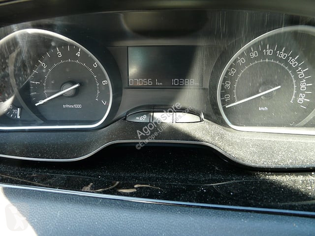 Véhicule utilitaire Peugeot 208