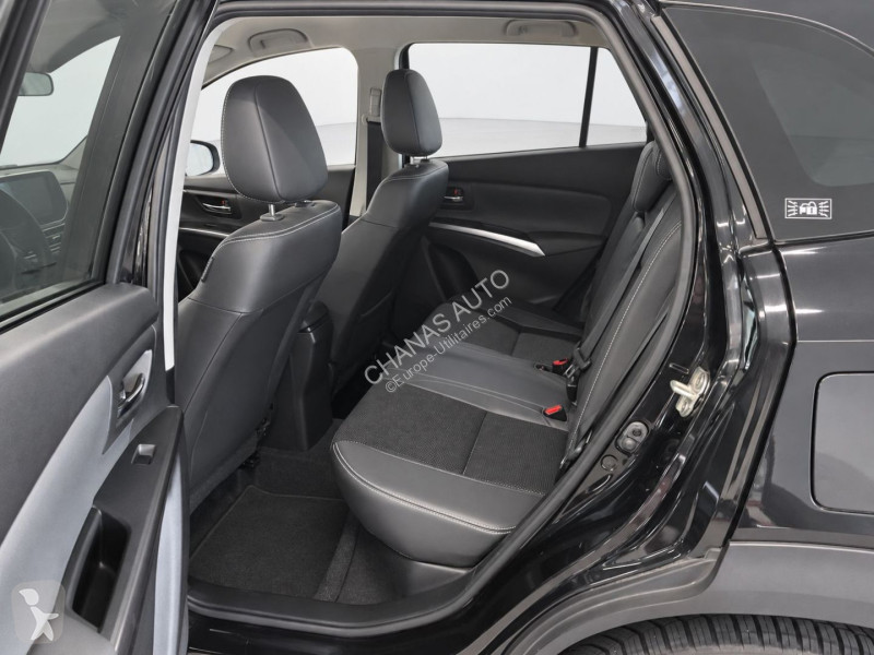 Suzuki 1.4 Hybrid Adventure van