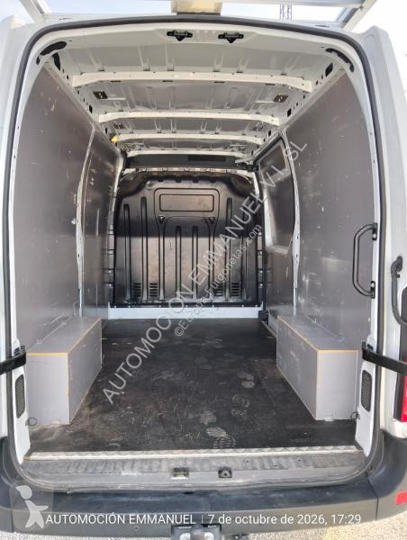 Véhicule utilitaire Renault L2H2 180CV