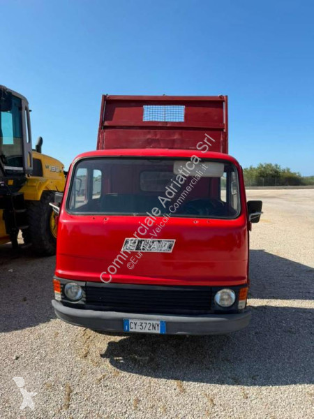 Véhicule utilitaire Fiat 40NC35A