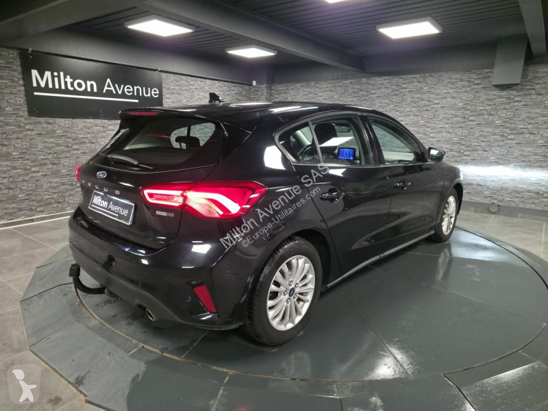Véhicule utilitaire Ford FOCUS 1.0 EcoBoost...