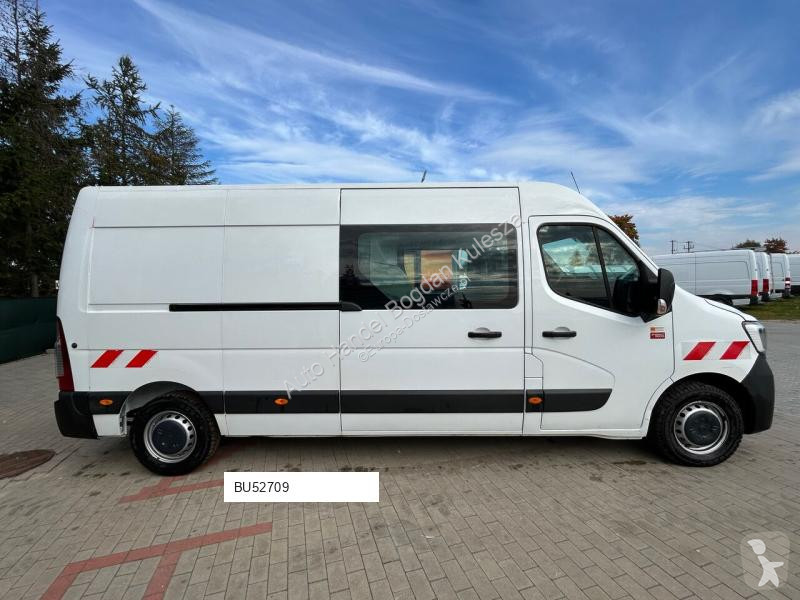 Véhicule utilitaire Renault 2.3