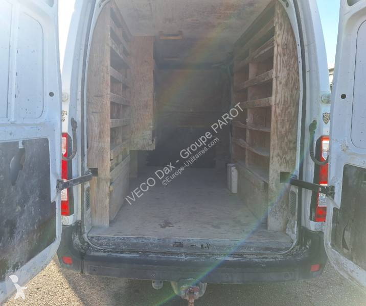 Véhicule utilitaire Renault 125 DCI