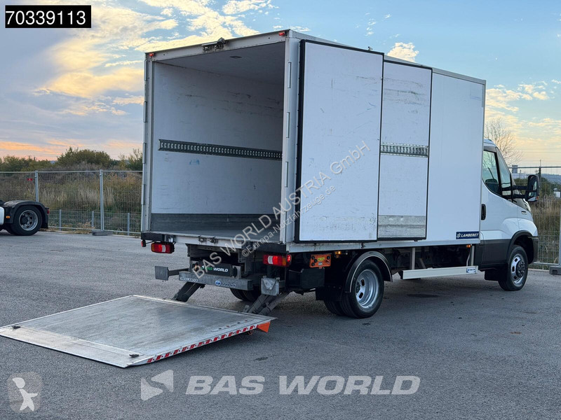 Véhicule utilitaire Iveco 50C18 3.0L Automatik...