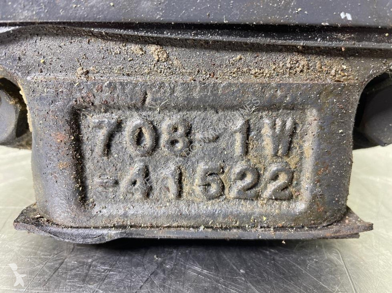Véhicule utilitaire Komatsu 708-1W-41522-Sauer...